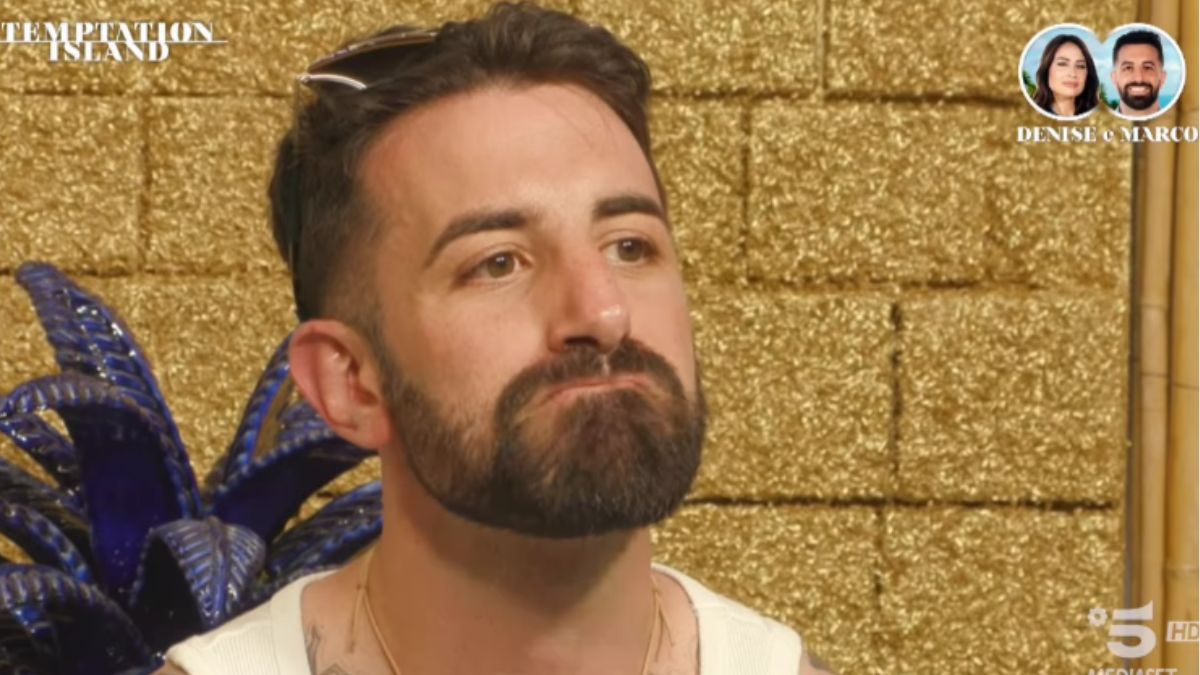 Temptation Island, Denise si avvicina al single Flavio, il fidanzato commenta: “Sono deluso, non me l’aspettavo”