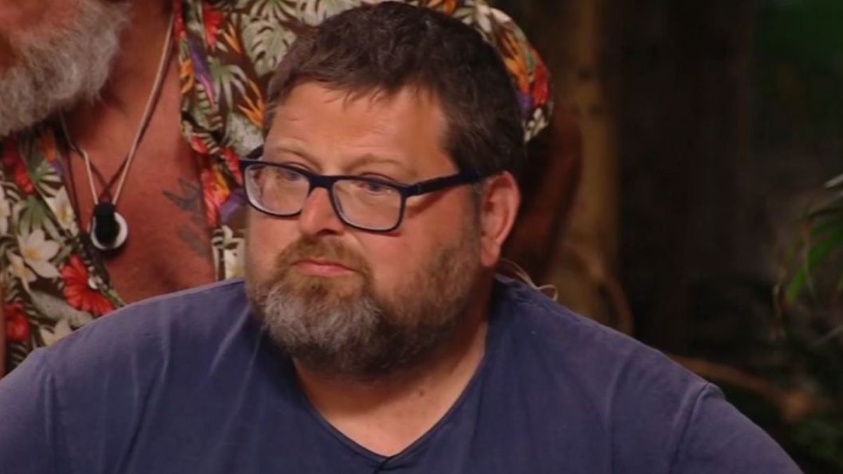 Isola dei Famosi, Mario Adinolfi ricoverato in ospedale per un malore post reality!