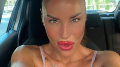 Isola dei Famosi, Antonella Mosetti rivela post esperienza in Honduras: “Dopo l’Isola ho cambiato un po’ di cose della mia vita”