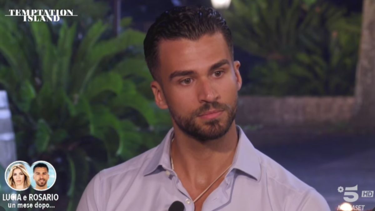 Temptation Island, Rosario beccato in Calabria con un’ex protagonista delle passate edizioni: ecco cos’è successo tra di loro!