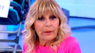 Uomini e Donne, anticipazioni registrazione del 2/09: Gemma lo scopre in studio, scoppia una lite furibonda tra due donne!