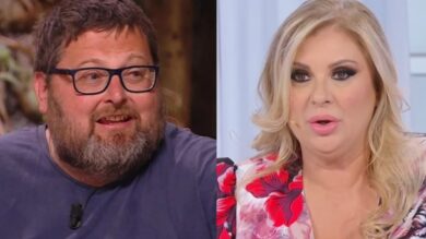 Uomini e Donne, acceso botta e risposta tra Tina Cipollari e l’ex naufrago dell’Isola dei Famosi Mario Adinolfi