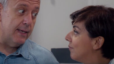 Un Posto al Sole 30 settembre 2025 Anticipazioni: Mariella bacia Guido?