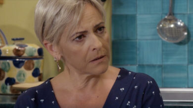 Un Posto al Sole 23 settembre 2025 Anticipazioni: Silvia irritata…