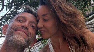 Uomini e Donne, ex discusso cavaliere si sbilancia sui social: la speciale dedica alla sua amata!